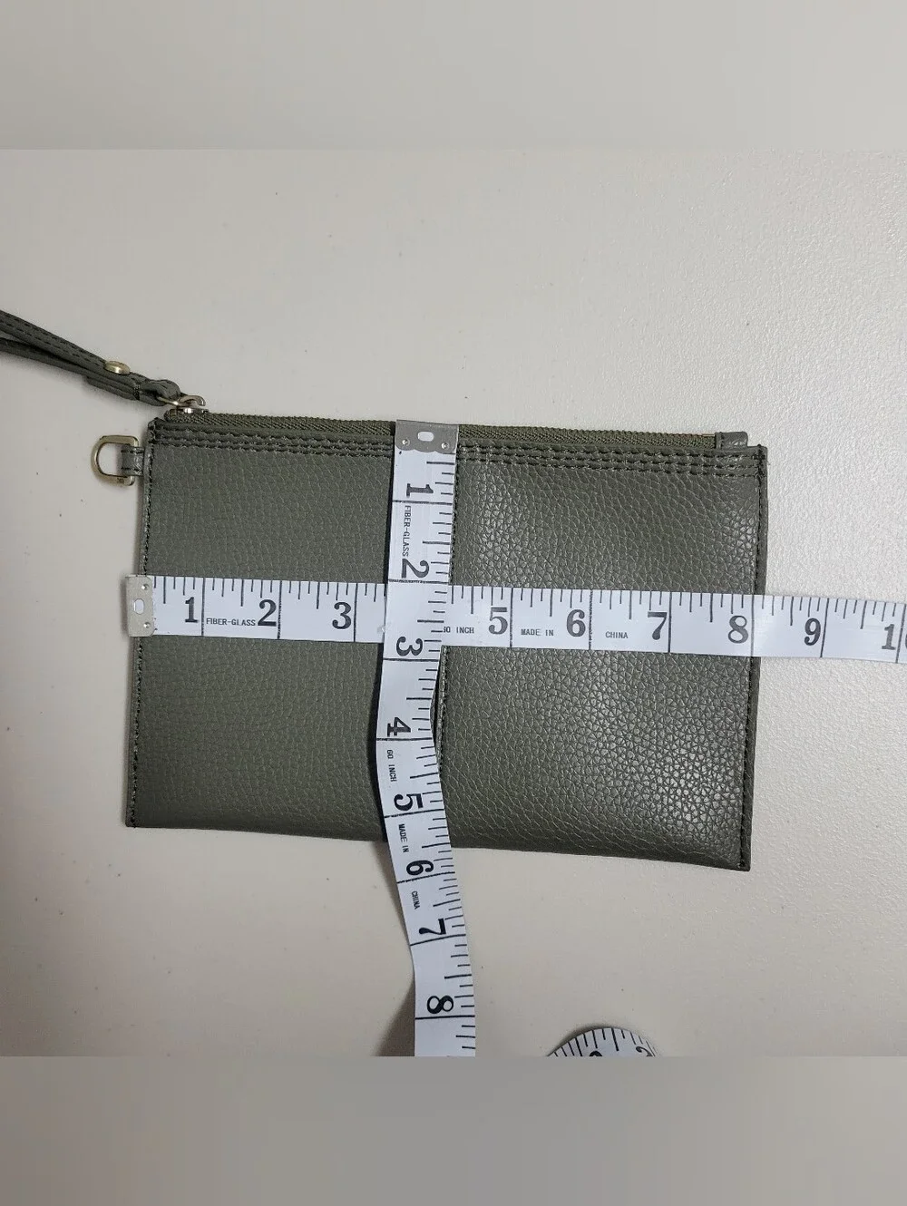 Hobo NWOT Vida Small Pouch Micro Pebbed Leather Wristlet.